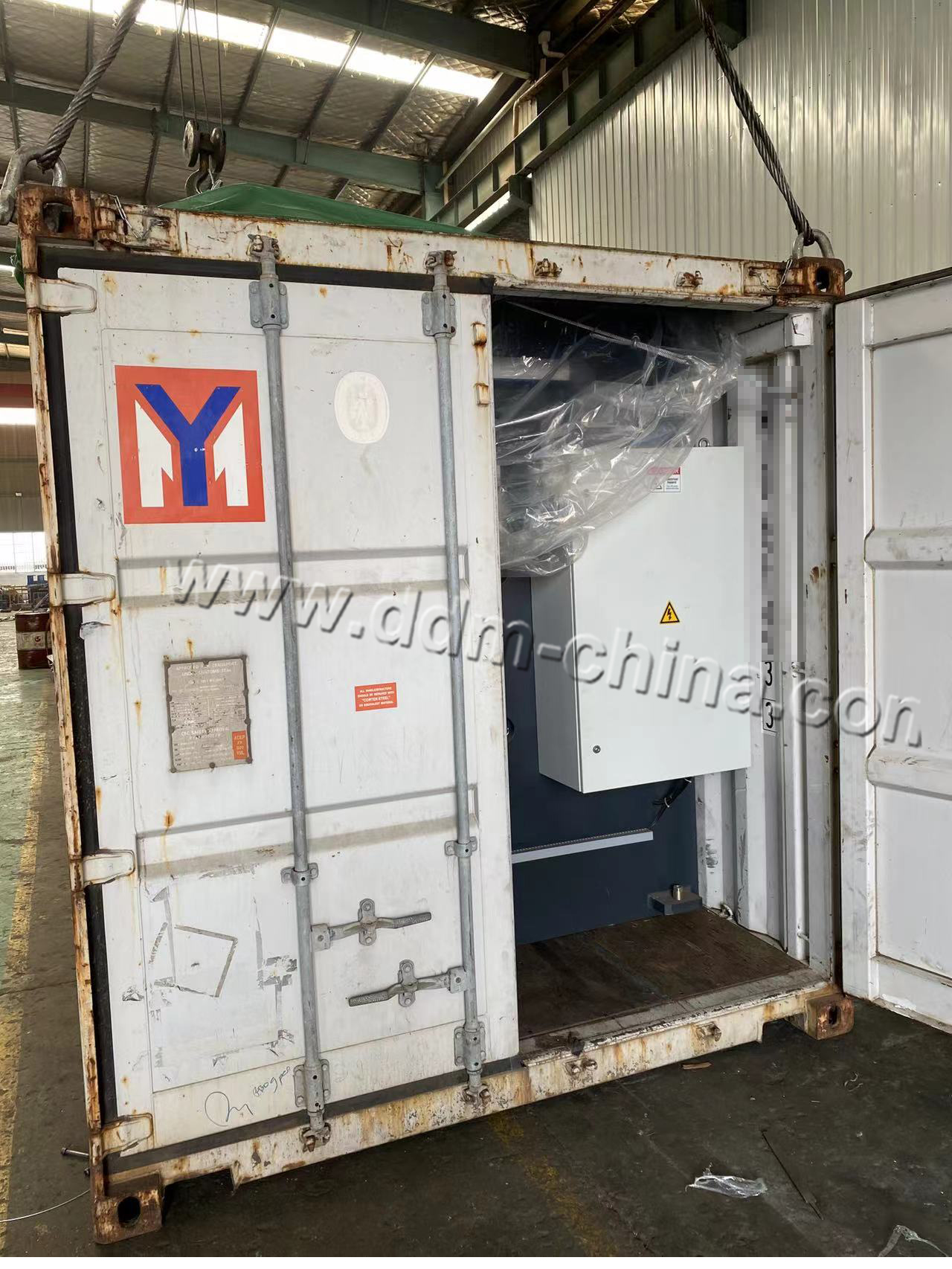 container loading image for ddm press brake 
